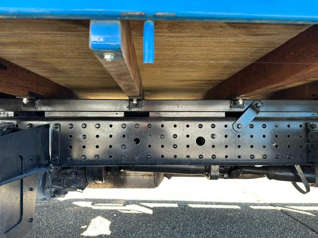 キャンター ワイドロング アオリ補助装置(17枚目)