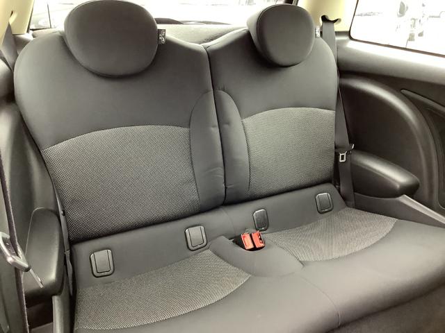 ＭＩＮＩ クーパー　ブラックルーフ　ＨＩＤヘッドライト　フォグランプ　プッシュスタート　キーレスエントリー　ＥＴＣ　取説　メンテナンスノート（24枚目）