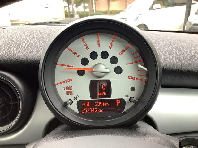 ＭＩＮＩ クーパー　ブラックルーフ　ＨＩＤヘッドライト　フォグランプ　プッシュスタート　キーレスエントリー　ＥＴＣ　取説　メンテナンスノート（32枚目）