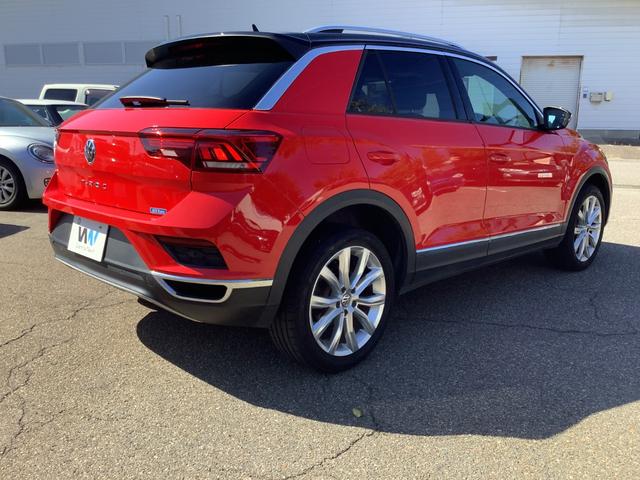 VOLKSWAGEN T-ROC TDI SPORT