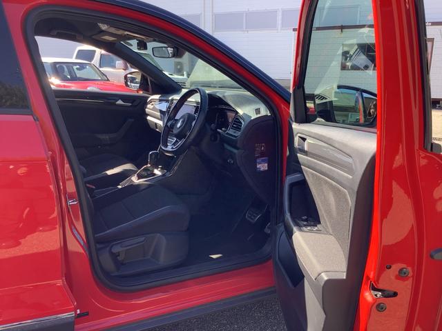 VOLKSWAGEN T-ROC TDI SPORT
