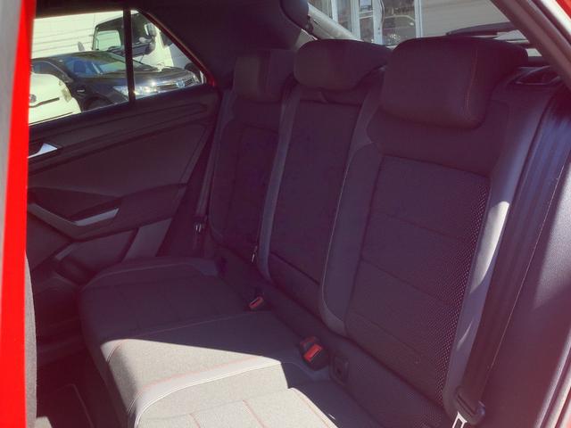 VOLKSWAGEN T-ROC TDI SPORT