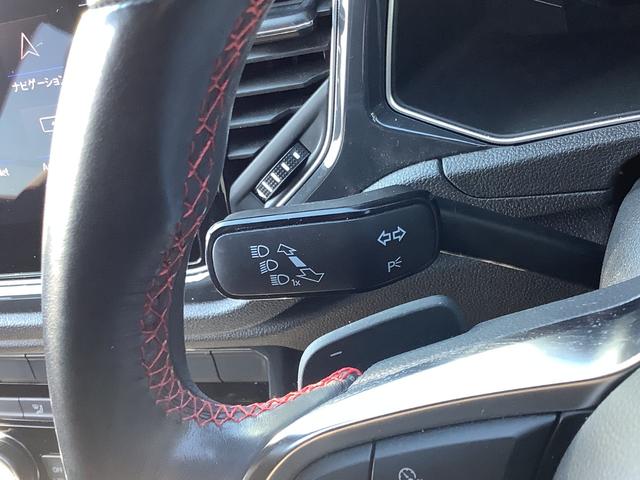 VOLKSWAGEN T-ROC TDI SPORT