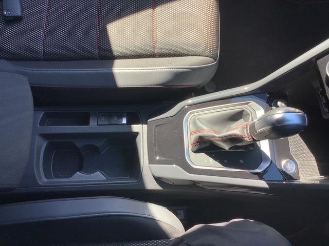 VOLKSWAGEN T-ROC TDI SPORT