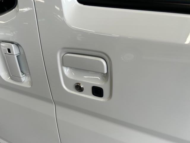 アトレー ＲＳ　届出済未使用車　４ＷＤ　両面電動スライドドア　衝突被害軽減ブレーキ　オートエアコン　オートライト　プッシュスタート　横滑り防止装置　アイドリングストップ　クリアランスソナー　ＬＥＤヘッドライト（31枚目）