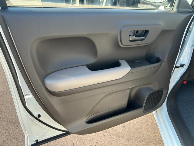 この度は当店のお車をご覧になっていただき、誠にありがとうございます。ぜひじっくりとご検討下さい。気軽にお問合せ・お見積りお待ちしております。