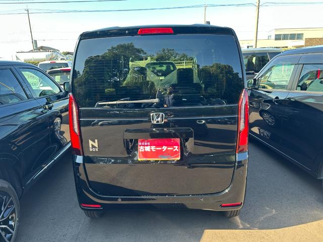 ご覧頂きまして誠に有難うございます！！是非ご来店して頂き、実際にご覧になって頂ければと思います。お客様からのご連絡をスタッフ一同、心よりお待ちしております