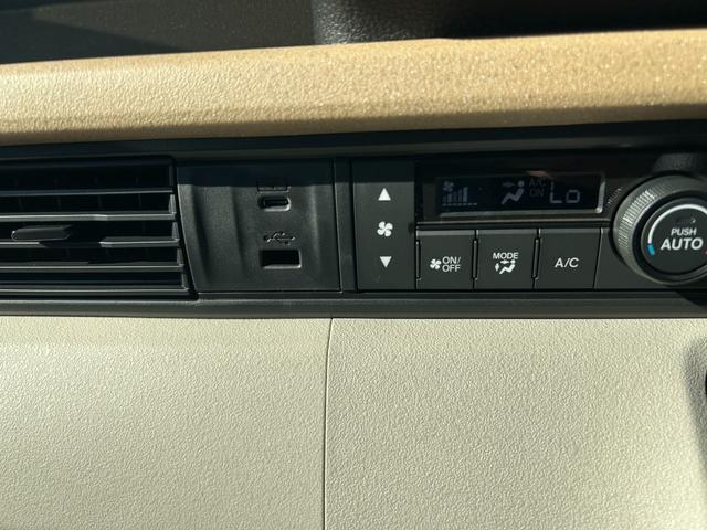 この度は当店のお車をご覧になっていただき、誠にありがとうございます。ぜひじっくりとご検討下さい。気軽にお問合せ・お見積りお待ちしております。