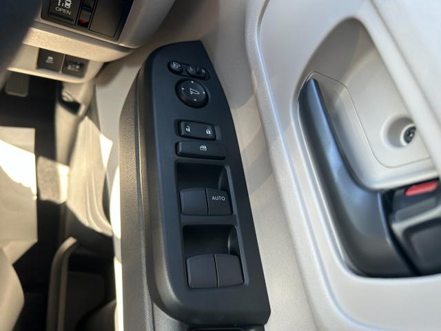 この度は当店のお車をご覧になっていただき、誠にありがとうございます。ぜひじっくりとご検討下さい。気軽にお問合せ・お見積りお待ちしております。