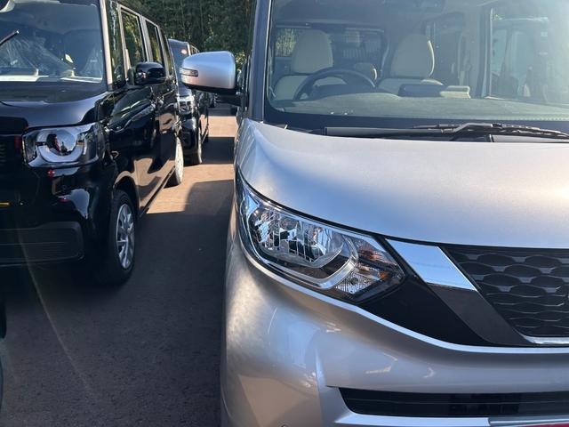 ルークス X インテリジェントキー 左電動スライドドア アラウンドビューモニター CD オートエアコン プッシュスタート アイドリングストップ 電動格納ミラー 運転席エアバック 助手席エアバック(4枚目)