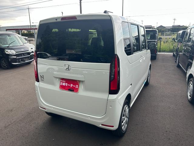 N-BOX 届出済未使用車 4WD 横滑り防止 LEDライト スマ-トキ- アイドリングストップ クルーズコントロール オートエアコン USB 両側スライド片側電動ドア シートヒーター プッシュスタート(8枚目)