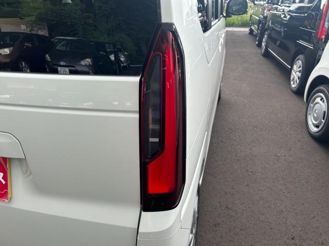 N-BOX 届出済未使用車 4WD 横滑り防止 LEDライト スマ-トキ- アイドリングストップ クルーズコントロール オートエアコン USB 両側スライド片側電動ドア シートヒーター プッシュスタート(14枚目)