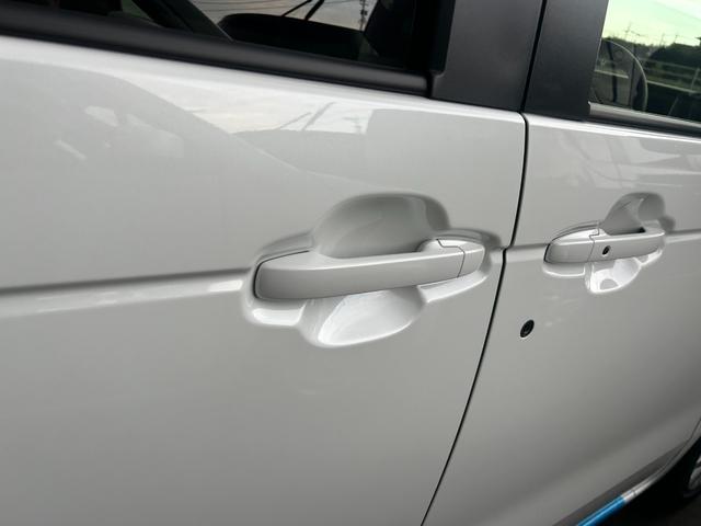 N-BOX 届出済未使用車 4WD 横滑り防止 LEDライト スマ-トキ- アイドリングストップ クルーズコントロール オートエアコン USB 両側スライド片側電動ドア シートヒーター プッシュスタート(27枚目)