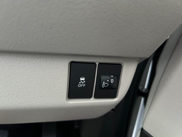 N-BOX 届出済未使用車 4WD 横滑り防止 LEDライト スマ-トキ- アイドリングストップ クルーズコントロール オートエアコン USB 両側スライド片側電動ドア シートヒーター プッシュスタート(45枚目)