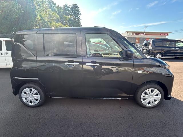 ムーヴ X 届出済未使用車 オートライト オートエアコン プッシュスタート 盗難防止システム 電動格納ミラー 両側スライド片側電動 衝突被害軽減ブレーキ アイドリングストップ クリアランスソナー(33枚目)