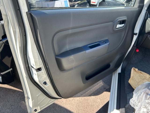 アルト ハイブリッドS 届出済未使用車 盗難防止システム エアコン シートヒーター レーンアシスト アイドリングストップ 衝突被害軽減ブレーキ 横滑り防止装置 クリアランスソナー 電動格納ミラー(22枚目)