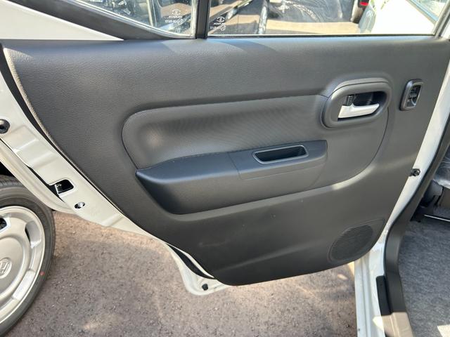 アルト ハイブリッドS 届出済未使用車 盗難防止システム エアコン シートヒーター レーンアシスト アイドリングストップ 衝突被害軽減ブレーキ 横滑り防止装置 クリアランスソナー 電動格納ミラー(23枚目)