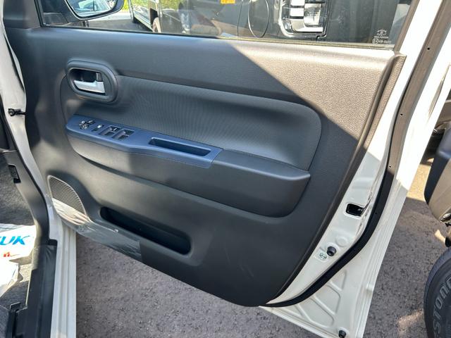 アルト ハイブリッドS 届出済未使用車 盗難防止システム エアコン シートヒーター レーンアシスト アイドリングストップ 衝突被害軽減ブレーキ 横滑り防止装置 クリアランスソナー 電動格納ミラー(30枚目)