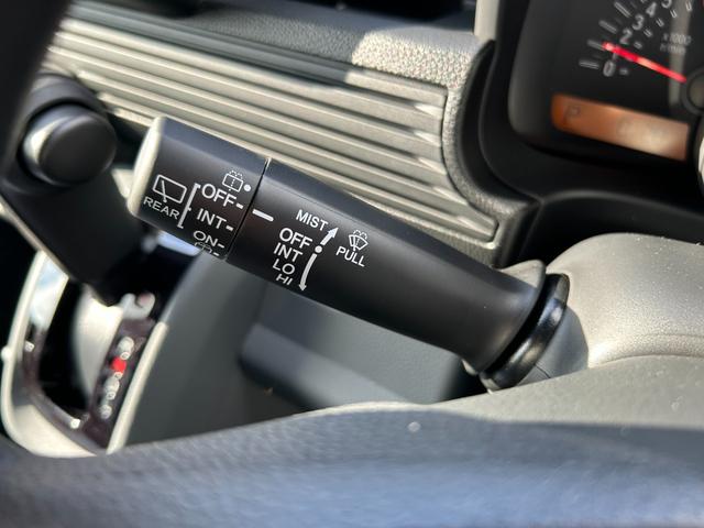 Ｎ－ＶＡＮ Ｇ　届出済未使用車　両側スライドドア　オートエアコン　アイドリングストップ　プッシュスタート　レーンアシスト　衝突被害軽減ブレーキ　クリアランスソナー　横滑り防止装置　オートライト（35枚目）