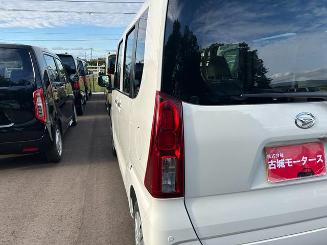 タント L 届出済未使用車 衝突被害軽減ブレーキ クリアランスソナー 盗難防止システム スマートキー スライドドア 横滑り防止装置 電動格納ミラー LEDヘッドライト オートライト オートエアコン(11枚目)