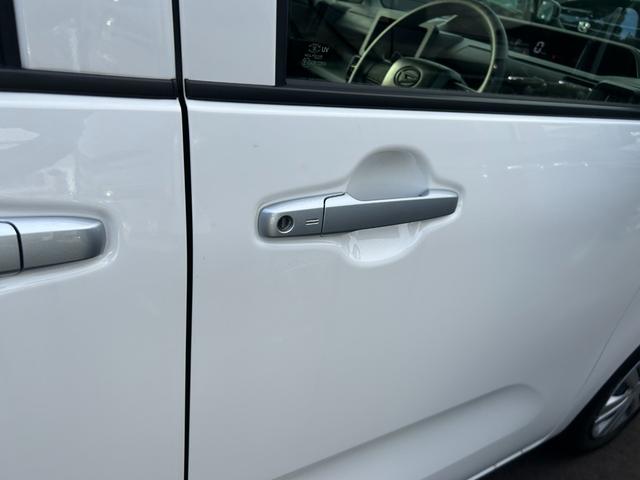 タント L 届出済未使用車 衝突被害軽減ブレーキ クリアランスソナー 盗難防止システム スマートキー スライドドア 横滑り防止装置 電動格納ミラー LEDヘッドライト オートライト オートエアコン(28枚目)