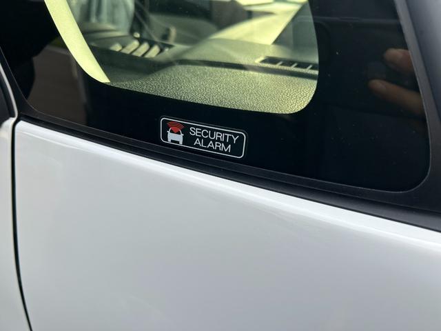タント L 届出済未使用車 衝突被害軽減ブレーキ クリアランスソナー 盗難防止システム スマートキー スライドドア 横滑り防止装置 電動格納ミラー LEDヘッドライト オートライト オートエアコン(32枚目)