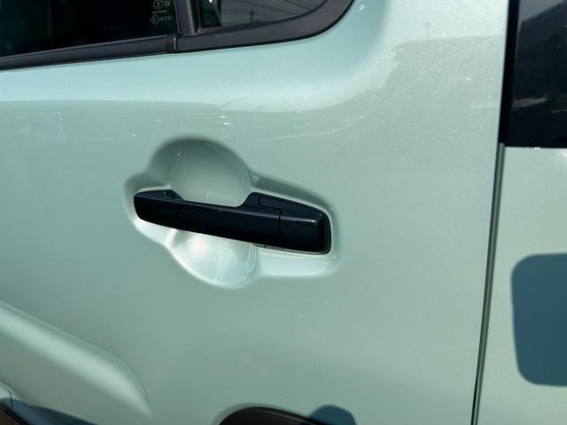 ハスラー タフワイルド 届出済未使用 スズキセーフティサポート オートエアコン クルーズコントロール シートヒーター 革巻ステアリング スマートキー LEDヘッドランプ LEDライトフォグ オートライト クリアランスソナー(23枚目)