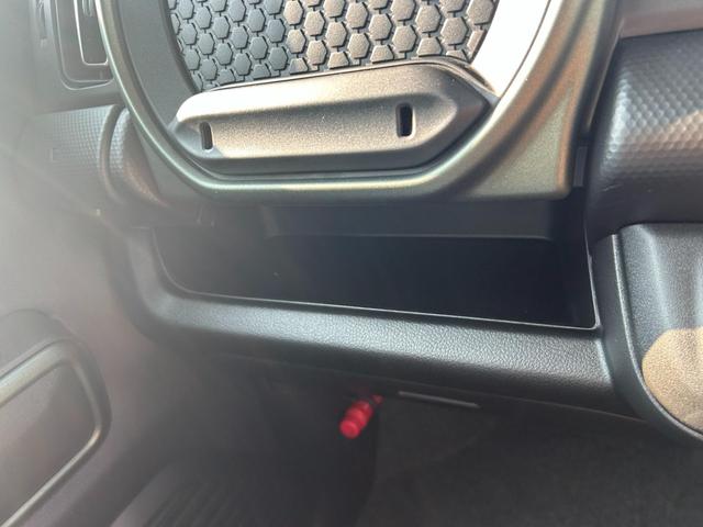 ハスラー タフワイルド 届出済未使用 スズキセーフティサポート オートエアコン クルーズコントロール シートヒーター 革巻ステアリング スマートキー LEDヘッドランプ LEDライトフォグ オートライト クリアランスソナー(40枚目)