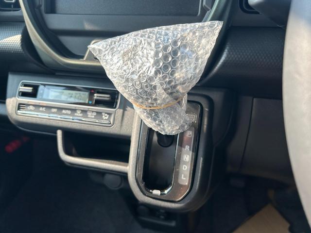 ハスラー タフワイルド 届出済未使用 スズキセーフティサポート オートエアコン クルーズコントロール シートヒーター 革巻ステアリング スマートキー LEDヘッドランプ LEDライトフォグ オートライト クリアランスソナー(41枚目)