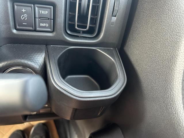 ハスラー タフワイルド 届出済未使用 スズキセーフティサポート オートエアコン クルーズコントロール シートヒーター 革巻ステアリング スマートキー LEDヘッドランプ LEDライトフォグ オートライト クリアランスソナー(51枚目)