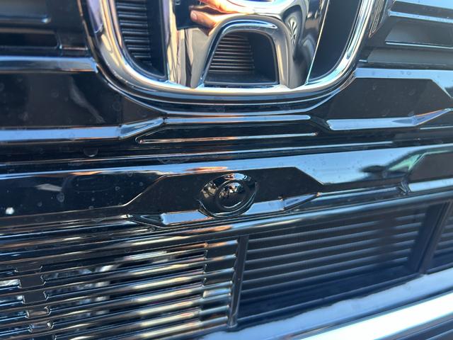 N-BOXカスタム 届出済未使用車 左側パワースライドドア シートヒーター アルミホイール クルーズコントロール 衝突被害軽減ブレーキ オートエアコン アイドリングストップ プッシュスタート 電動格納ミラー(6枚目)