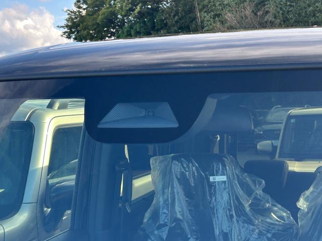 N-BOXカスタム 届出済未使用車 左側パワースライドドア シートヒーター アルミホイール クルーズコントロール 衝突被害軽減ブレーキ オートエアコン アイドリングストップ プッシュスタート 電動格納ミラー(8枚目)