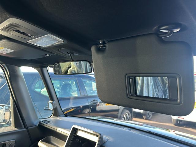 N-BOXカスタム 届出済未使用車 左側パワースライドドア シートヒーター アルミホイール クルーズコントロール 衝突被害軽減ブレーキ オートエアコン アイドリングストップ プッシュスタート 電動格納ミラー(47枚目)