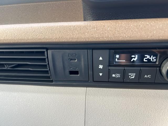 この度は当店のお車をご覧になっていただき、誠にありがとうございます。ぜひじっくりとご検討下さい。気軽にお問合せ・お見積りお待ちしております。