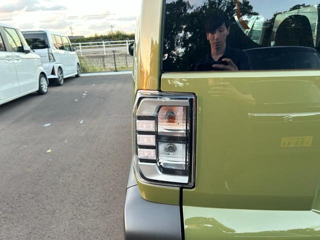 タフト X 届出済未使用車 ナビ付 バックカメラ付 衝突被害軽減ブレーキ クリアランスソナー 盗難防止システム アイドリングストップ スマートキー 電動格納ミラー LEDヘッドライト オートライト オートエアコン(10枚目)