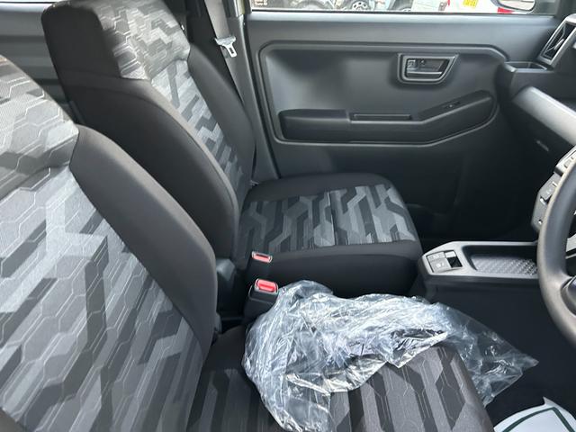 タフト X 届出済未使用車 ナビ付 バックカメラ付 衝突被害軽減ブレーキ クリアランスソナー 盗難防止システム アイドリングストップ スマートキー 電動格納ミラー LEDヘッドライト オートライト オートエアコン(44枚目)