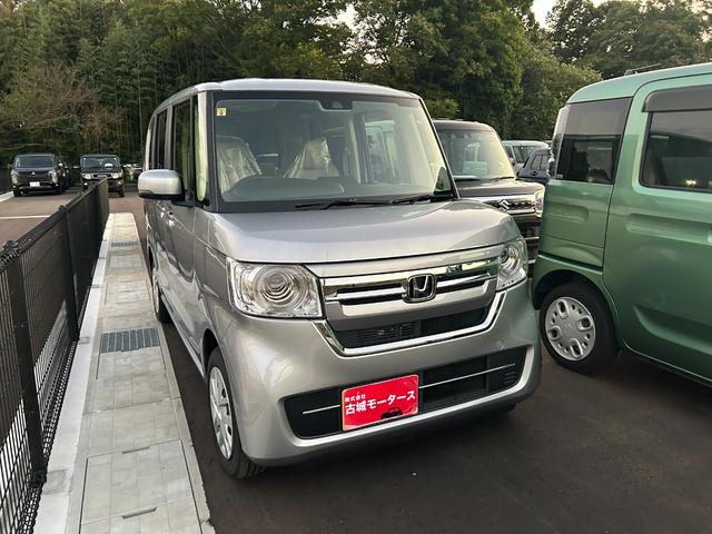 N-BOX G 4WD 届出済未使用車 衝突被害軽減ブレーキ 盗難防止システム クリアランスソナー クルーズコントロール スライドドア オートエアコン オートライト LEDヘッドライト アイドリングストップ(3枚目)