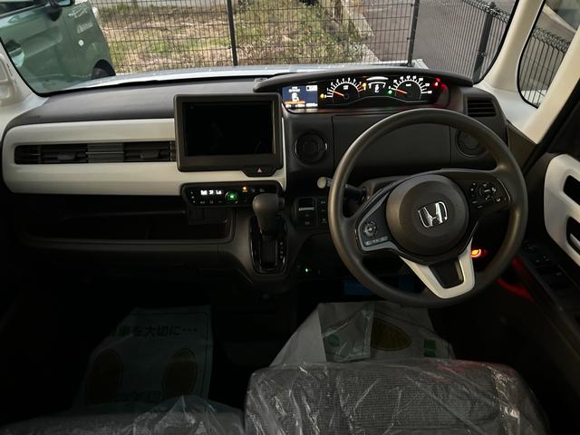 N-BOX G 4WD 届出済未使用車 衝突被害軽減ブレーキ 盗難防止システム クリアランスソナー クルーズコントロール スライドドア オートエアコン オートライト LEDヘッドライト アイドリングストップ(45枚目)