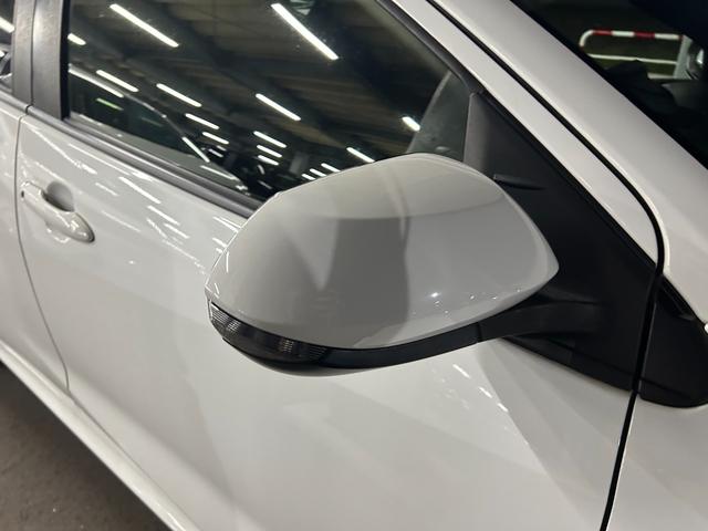 ヤリス Ｘ　ナビ付　Ｂｌｕｅｔｏｏｔｈ対応　バックカメラ付　衝突被害軽減ブレーキ　クリアランスソナー　盗難防止システム　スマートキー　オートライト　エコモード搭載　横滑り防止装置（29枚目）