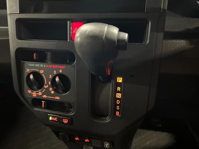 ルーミー Ｘ　純正ナビ　衝突被害軽減ブレーキ　クリアランスソナー　盗難防止システム　片側電動スライドドア　左右シートヒーター　スマートキー　電動格納ミラー　オートライト　横滑り防止装置　アイドリングストップ（35枚目）