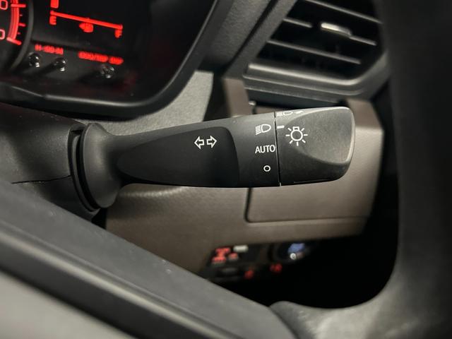ルーミー Ｘ　純正ナビ　衝突被害軽減ブレーキ　クリアランスソナー　盗難防止システム　片側電動スライドドア　左右シートヒーター　スマートキー　電動格納ミラー　オートライト　横滑り防止装置　アイドリングストップ（38枚目）
