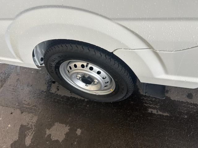 キャリイトラック KCエアコン・パワステ 4WD エアコン アイドリングストップ レーンアシスト 衝突被害軽減ブレーキ 横滑り防止装置 LEDヘッドランプ キーレスエントリー オートライト 運転席エアバック 助手席エアバック(16枚目)