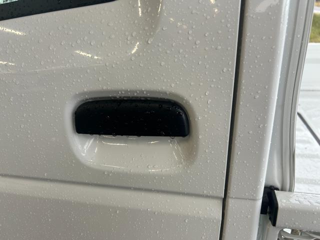 キャリイトラック KCエアコン・パワステ 4WD エアコン アイドリングストップ レーンアシスト 衝突被害軽減ブレーキ 横滑り防止装置 LEDヘッドランプ キーレスエントリー オートライト 運転席エアバック 助手席エアバック(17枚目)