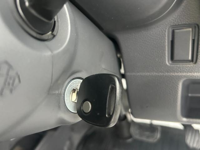 キャリイトラック KCエアコン・パワステ 4WD エアコン アイドリングストップ レーンアシスト 衝突被害軽減ブレーキ 横滑り防止装置 LEDヘッドランプ キーレスエントリー オートライト 運転席エアバック 助手席エアバック(35枚目)