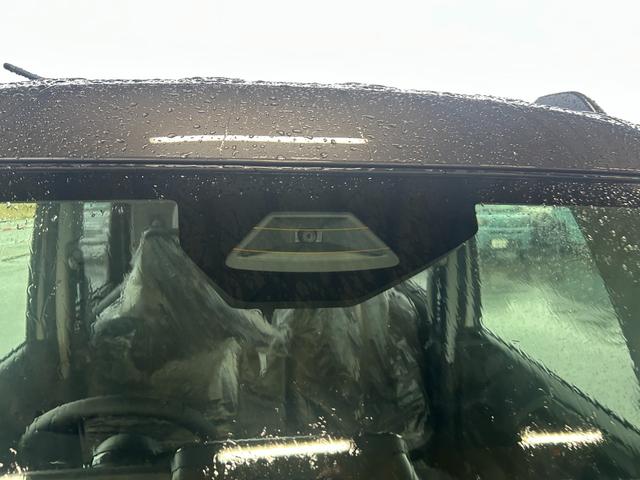 スペーシアギア ハイブリッドXZ 届出済未使用車 全方位ナビ 両側電動スライドドア アイドリングストップ 横滑り防止装置 衝突被害軽減ブレーキ クルーズコントロール シートヒーター アルミホイール ルーフレール オートエアコン(8枚目)