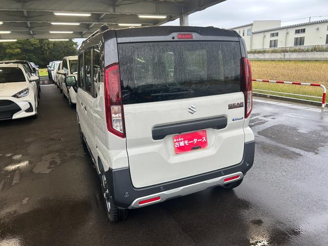 スペーシアギア ハイブリッドXZ 届出済未使用車 全方位ナビ 両側電動スライドドア アイドリングストップ 横滑り防止装置 衝突被害軽減ブレーキ クルーズコントロール シートヒーター アルミホイール ルーフレール オートエアコン(11枚目)