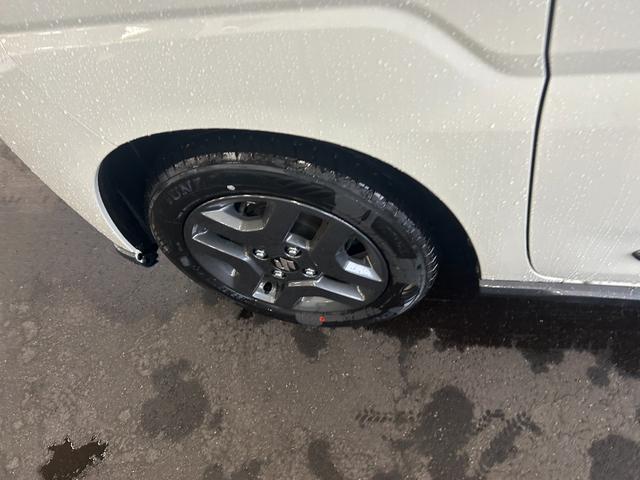 スペーシアギア ハイブリッドXZ 届出済未使用車 全方位ナビ 両側電動スライドドア アイドリングストップ 横滑り防止装置 衝突被害軽減ブレーキ クルーズコントロール シートヒーター アルミホイール ルーフレール オートエアコン(24枚目)