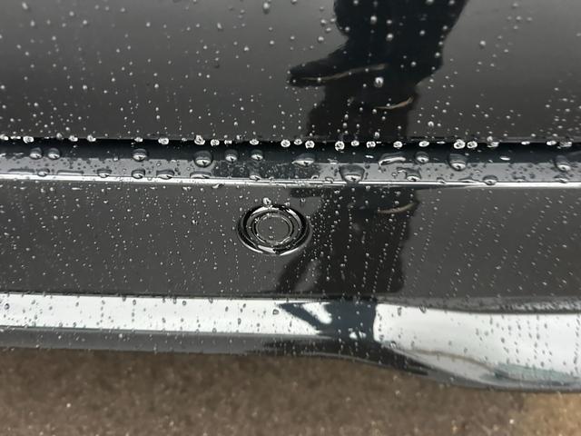 スペーシアカスタム ハイブリッドGS 届出済未使用車 衝突被害軽減ブレーキ オートエアコン シートヒーター アルミホイール プッシュスタート 片側電動スライドドア クルーズコントロール オートライト 電動格納ミラー(17枚目)