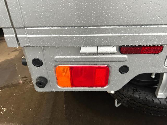 キャリイトラック KCエアコン・パワステ 4WD 届出済未使用車 衝突被害軽減ブレーキ クリアランスソナー アイドリングストップ 横滑り防止装置 キーレスエントリー オートライト エアコン 運転席エアバック 助手席エアバック(10枚目)