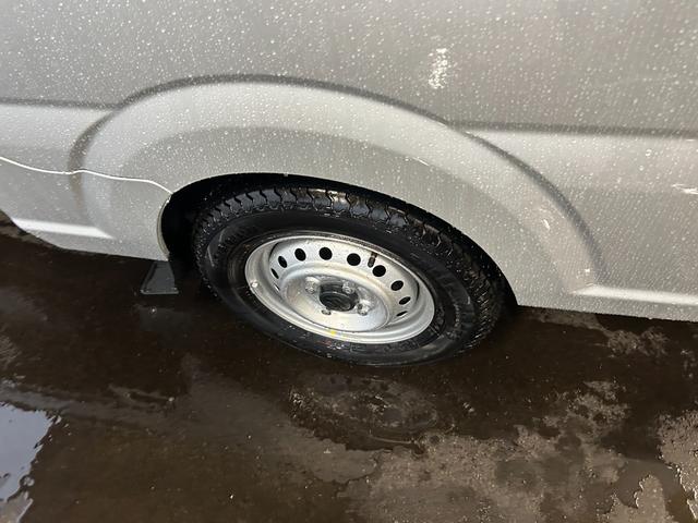 キャリイトラック KCエアコン・パワステ 4WD 届出済未使用車 衝突被害軽減ブレーキ クリアランスソナー アイドリングストップ 横滑り防止装置 キーレスエントリー オートライト エアコン 運転席エアバック 助手席エアバック(20枚目)
